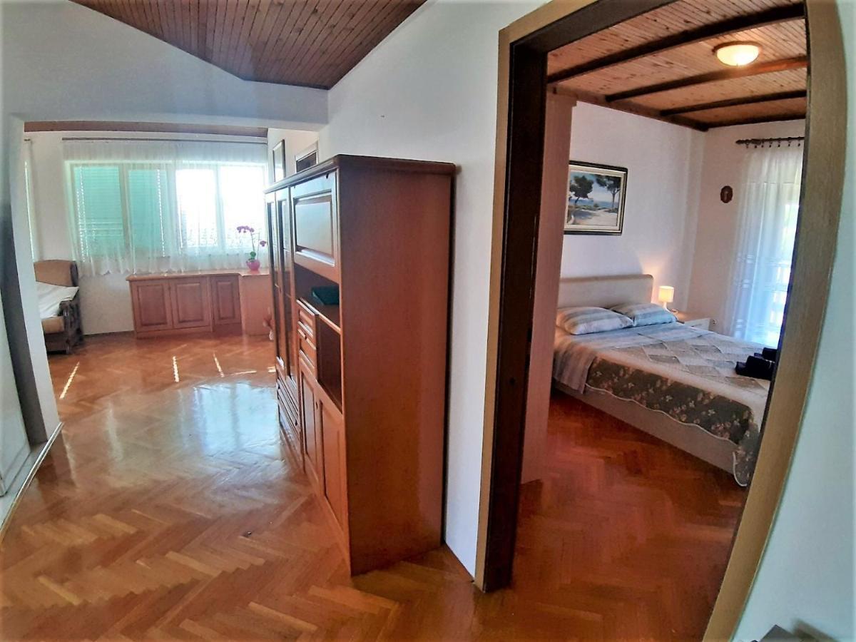 Apt Mirella Apartment Rovinj Exterior photo