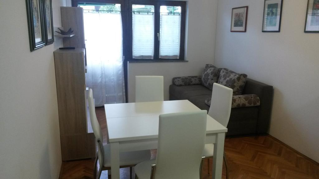 Apt Mirella Apartment Rovinj Room photo